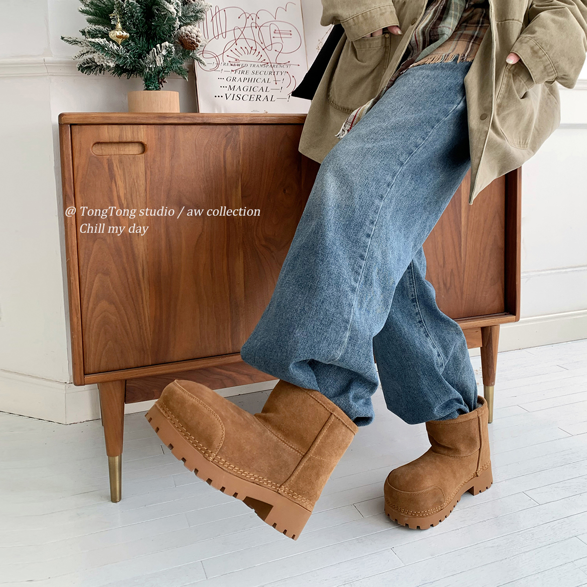 TONG潼潼大头厚底雪地靴女爆款2025冬新款保暖加绒加厚短中筒棉鞋