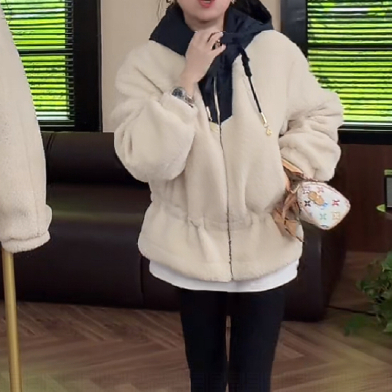 【现货】【天美】25652 L圣诞滑雪系列老花两面穿羊羔绒外套