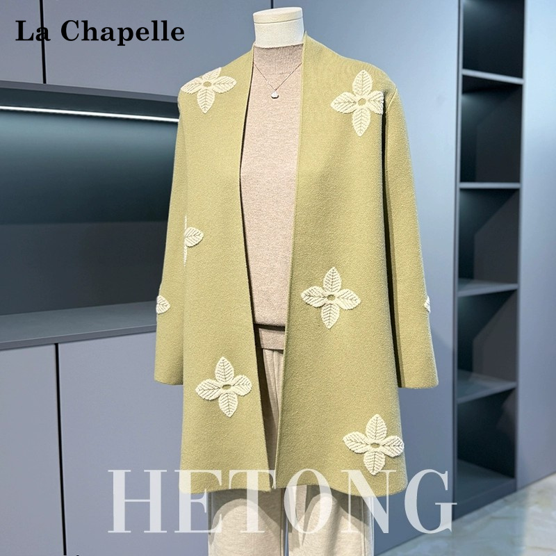 拉夏贝尔妈妈秋装上衣阔太太高档风衣外套中老年女春秋季针织大衣