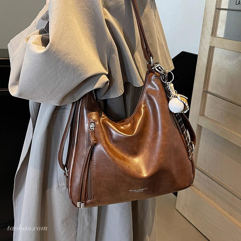 复古大容量女双肩包2025新款通勤后背包多用单肩斜挎托特包xw