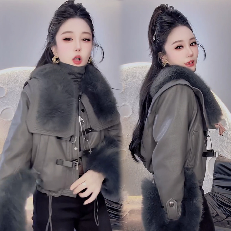 2025秋季新款时尚显瘦气质网红高档洋气女高级百搭宽松大码棉外套