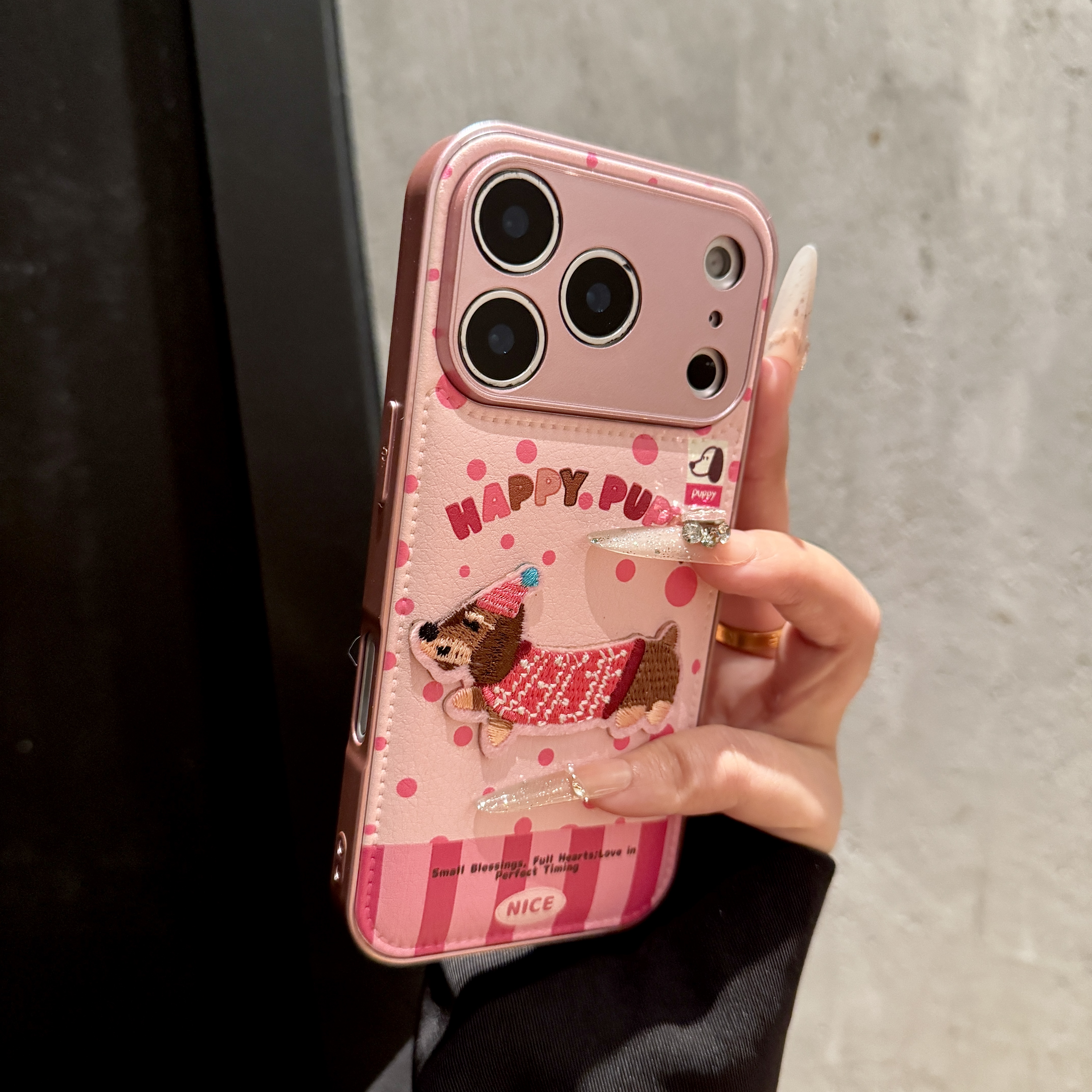 全包皮质腊肠狗适用苹果17promax手机壳iphone16防摔15新款14卡通