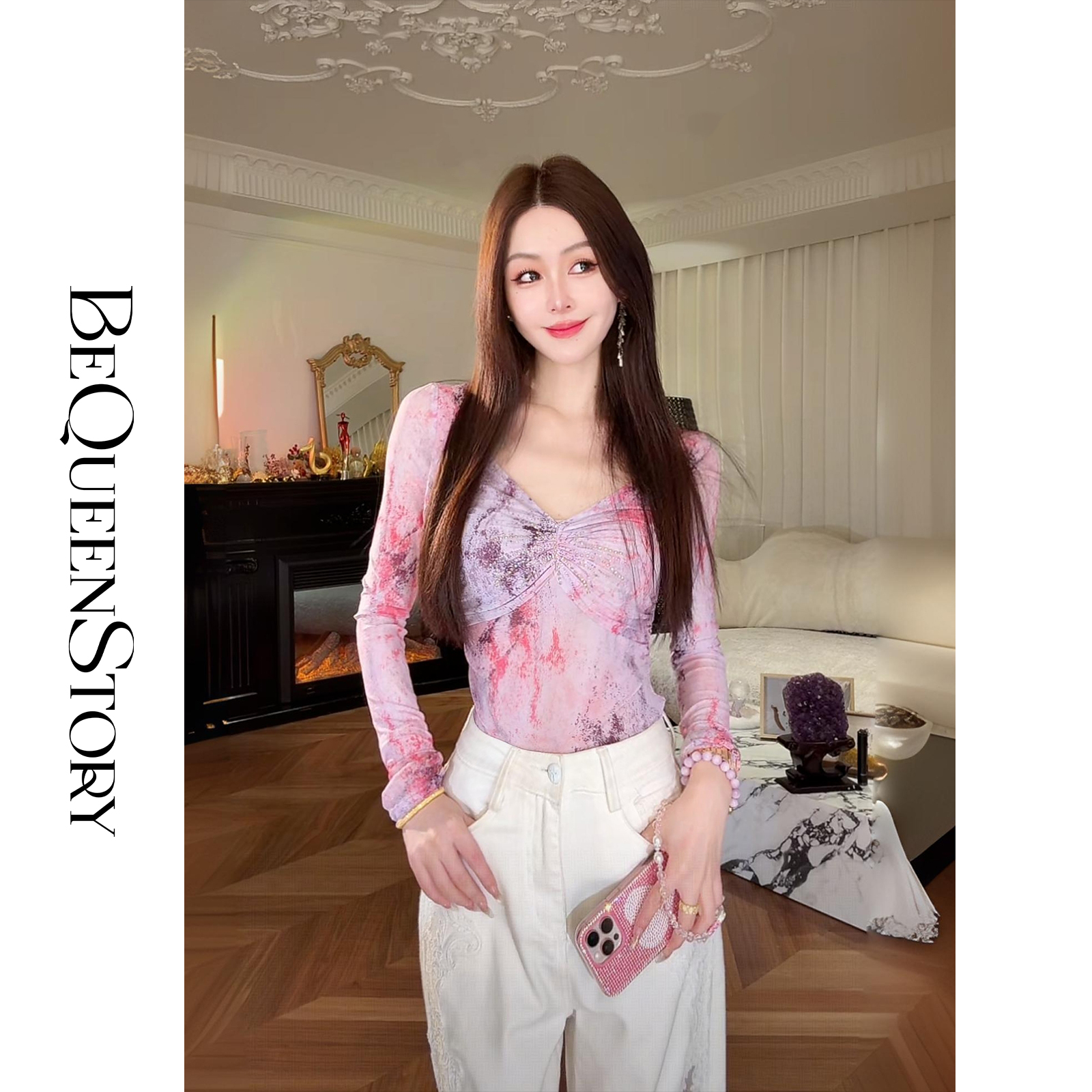 余潇潇【时光画布】独特肩型时髦设计精美印花弹力显瘦烫钻长袖上衣