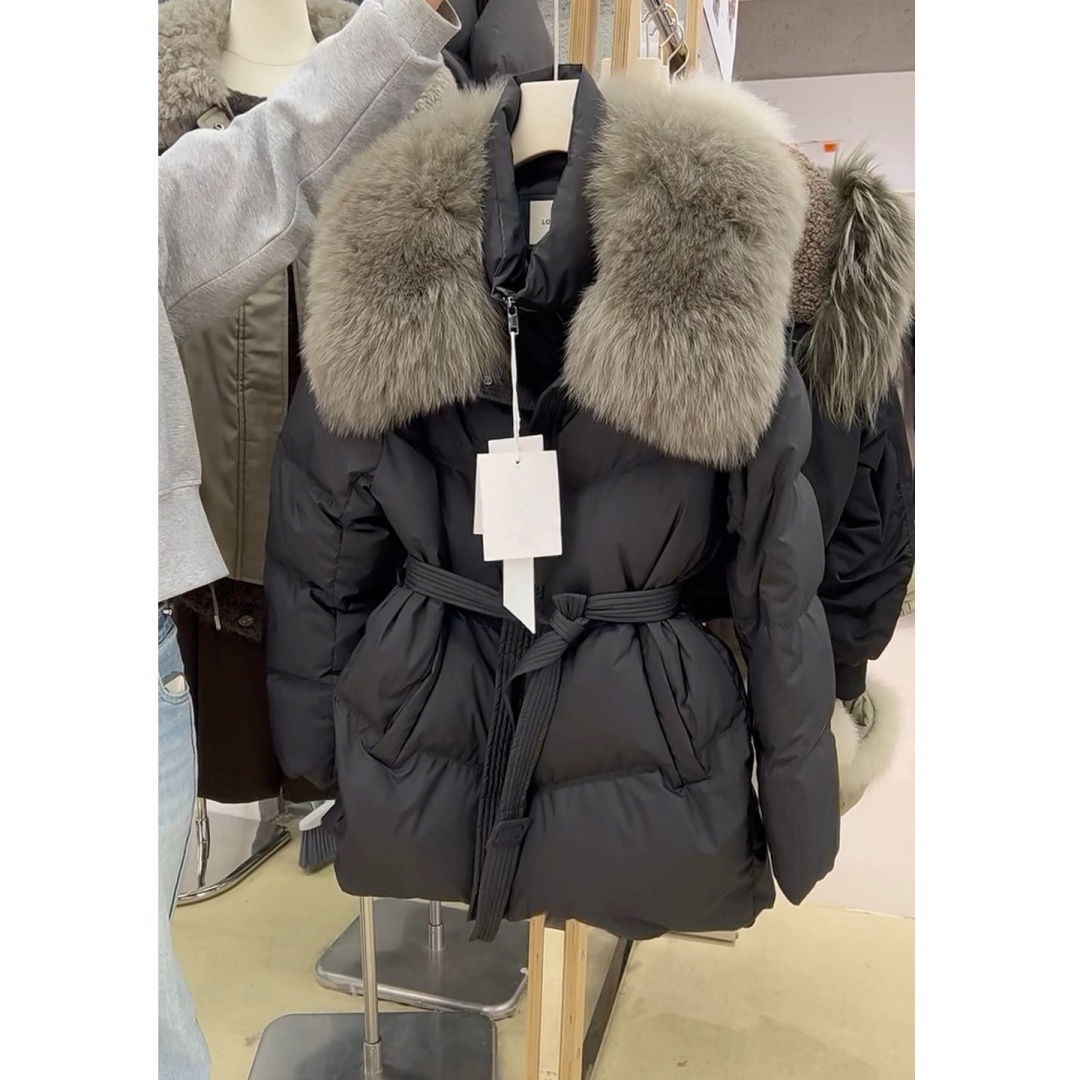 黑色大毛领羽绒服女2025冬季新款爆款小个子韩系收腰90白鸭绒外套