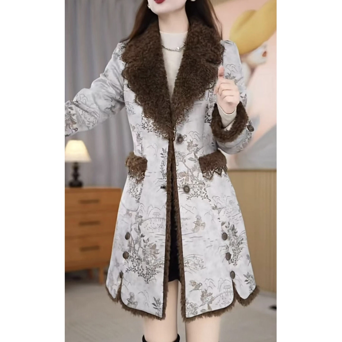 【外套】2025冬季新款洋气女士时尚轻奢减龄修身显瘦女士保暖外套