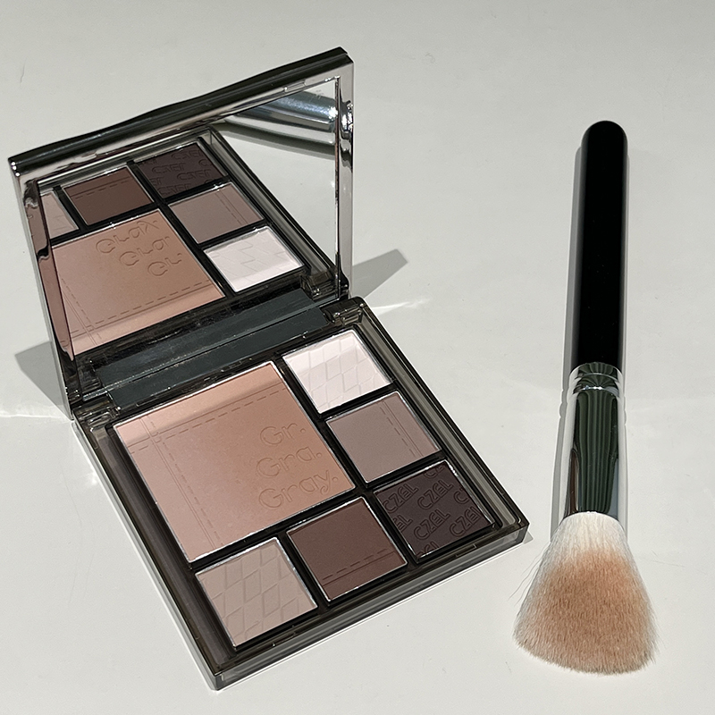 CZEL大地色裸色新手眼影盘推荐平价好用消肿GR冷萃冰咖哑光综合盘