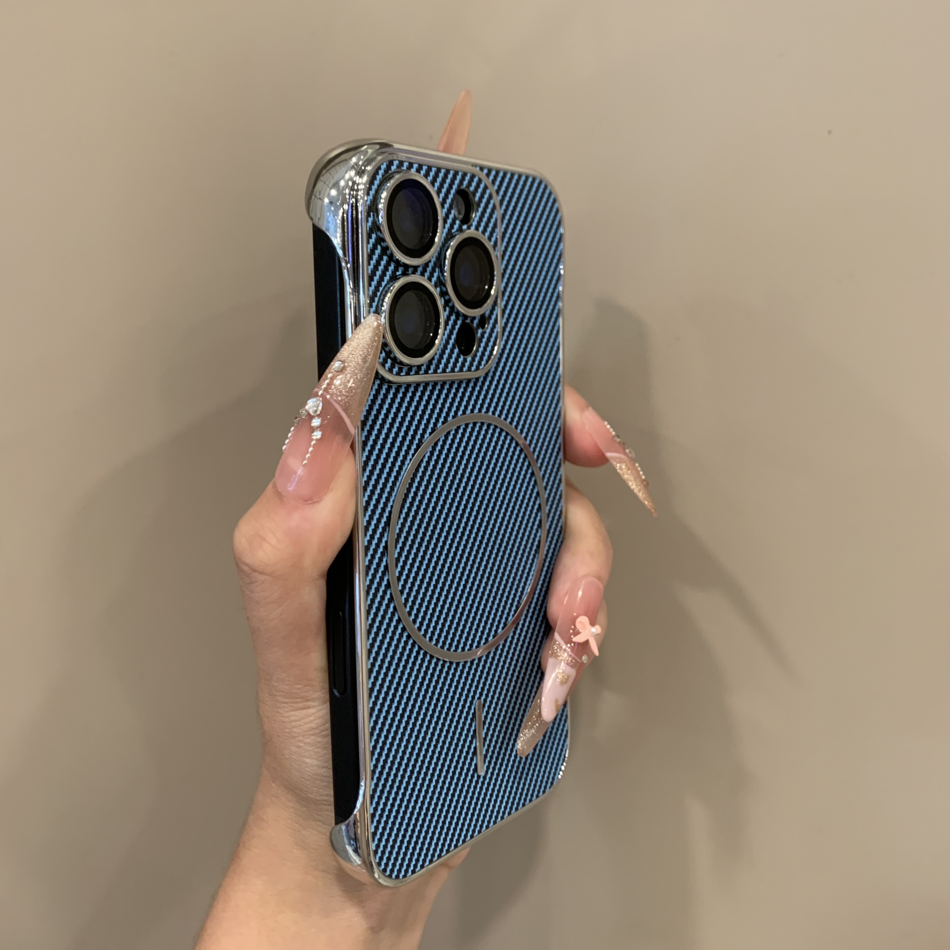 新款无边框磁吸适用iphone16pro手机壳苹果15/14半包13纤维纹12硬