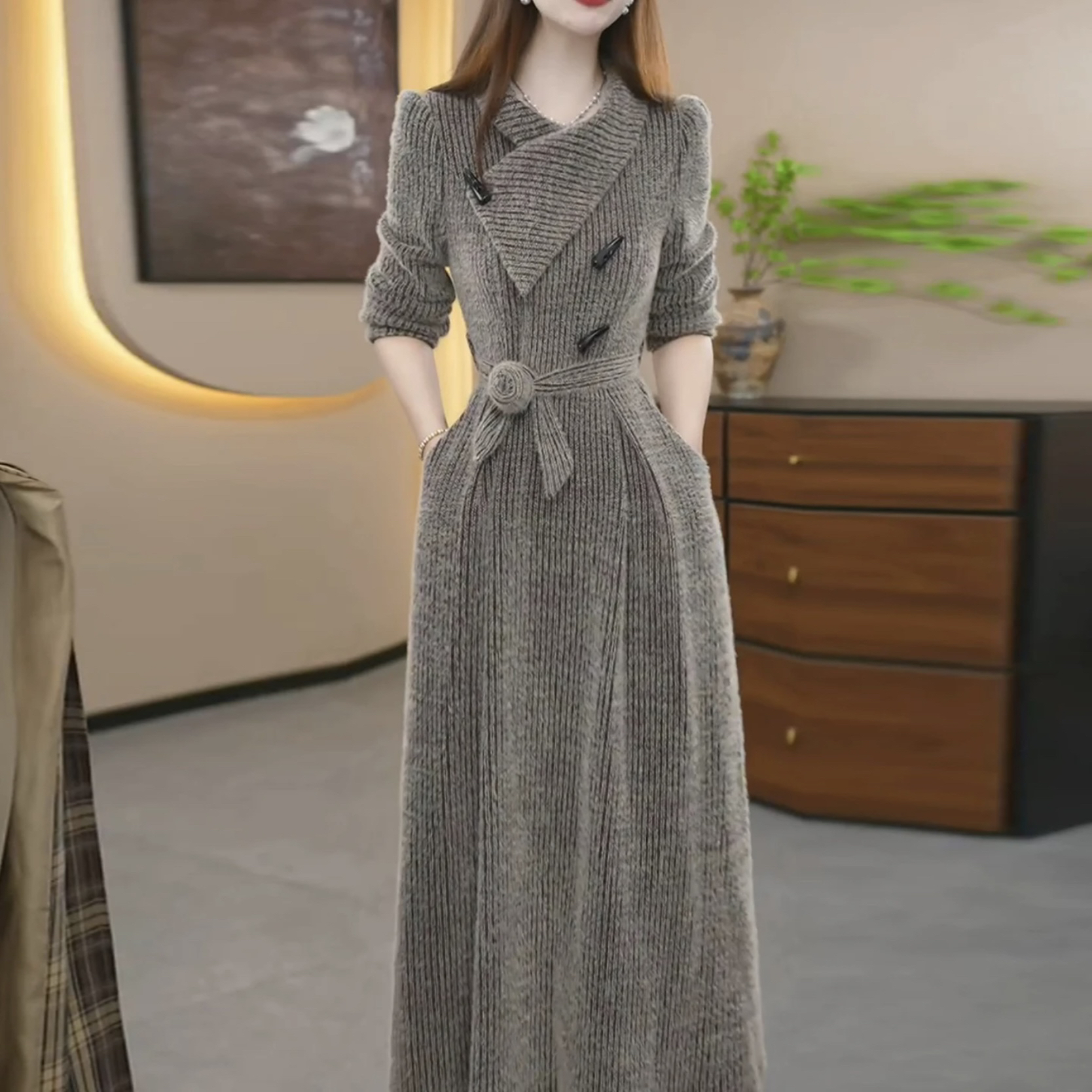 【连衣裙】2025时尚洋气气质百搭优雅显瘦中长款收腰复古连衣裙