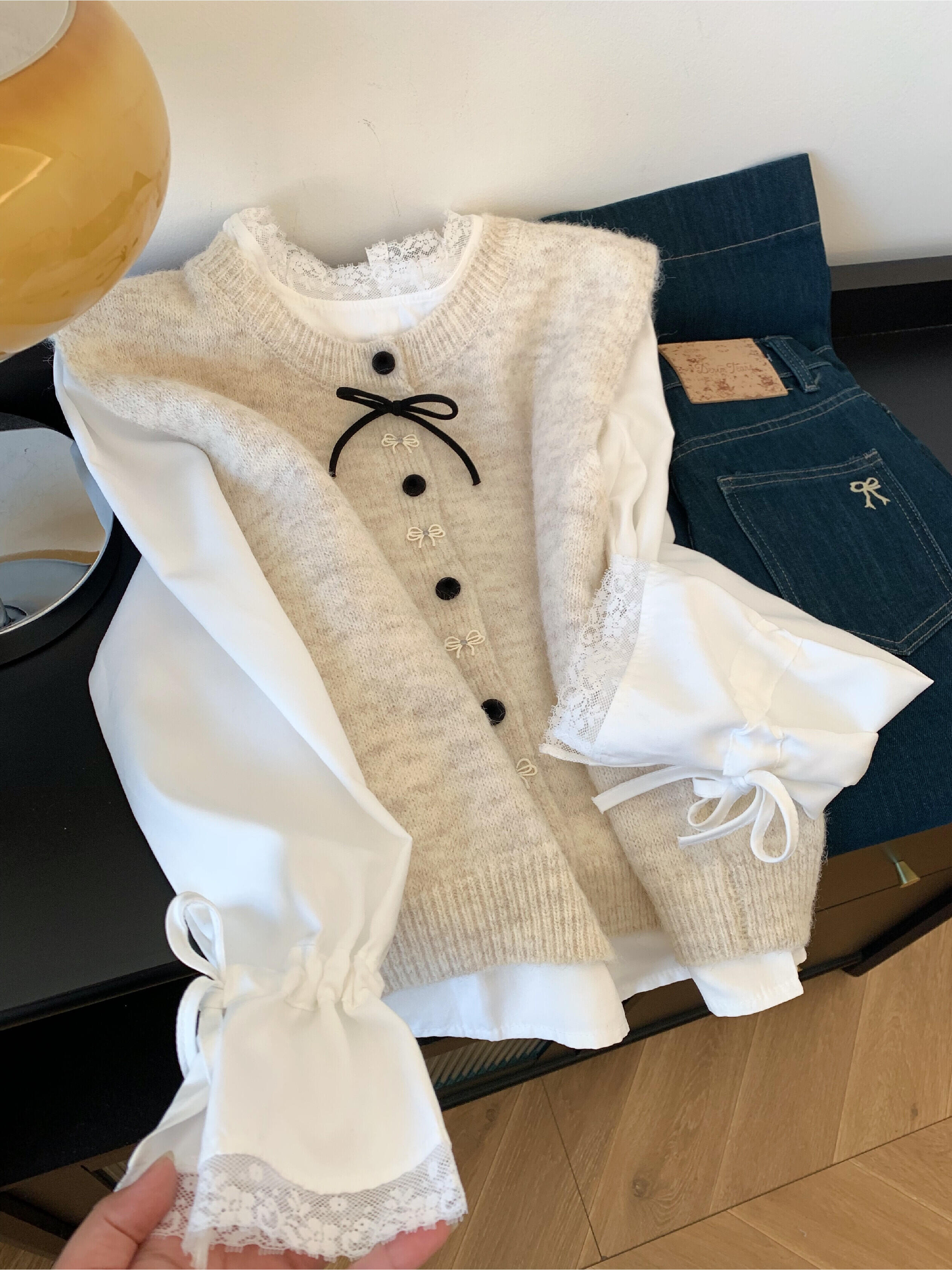 两件套针织毛衣马甲背心叠穿蕾丝拼接长袖衬衫女士设计感小众上衣