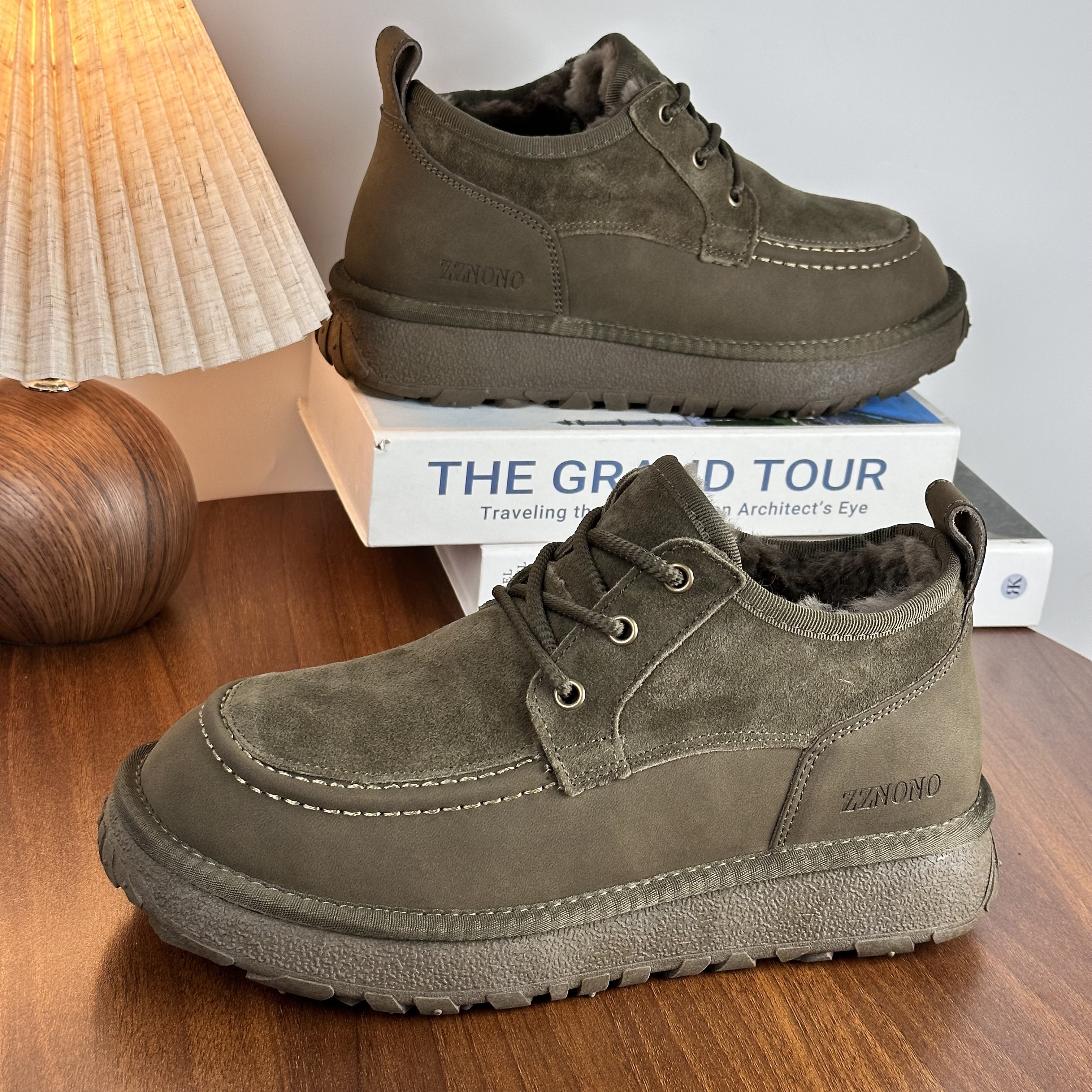 Z7698男士冬季厚底加厚真皮全羊毛时尚系带雪地靴防滑保暖雪地靴