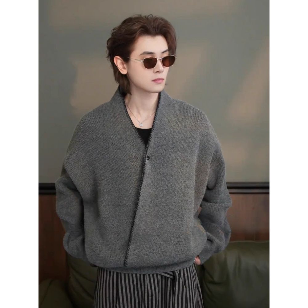 格雷系灰色高级感交叉V领针织开衫男早秋韩系氛围感慵懒毛衣外套