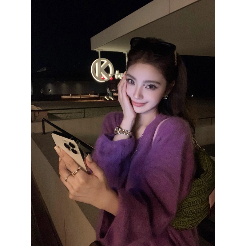 紫色V领套头加厚毛衣女秋冬法式高级感气质宽松咖色包臀半身短裙