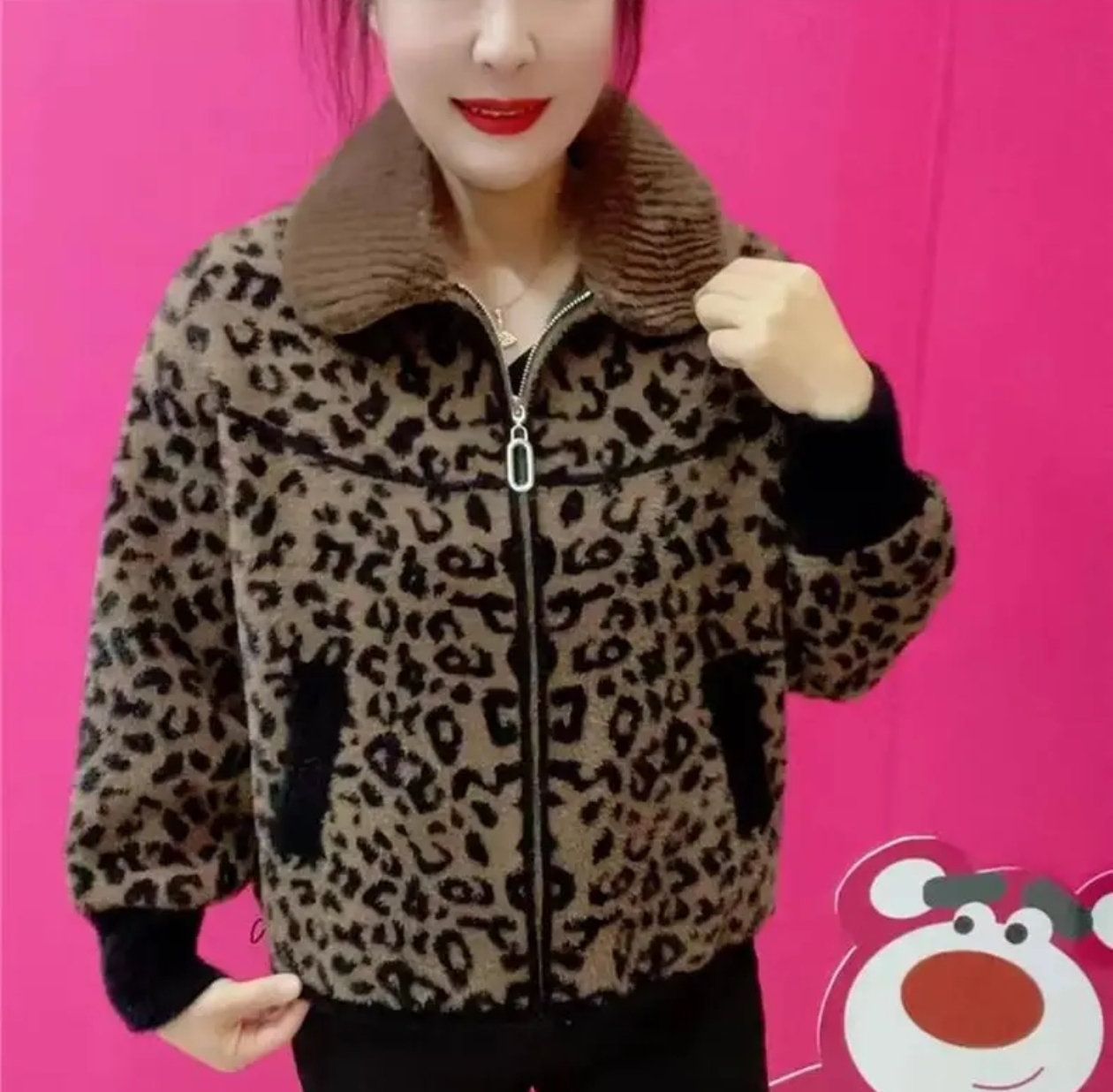 冬款加厚保暖中老年妈妈装2025新款百搭豹纹印花拉链开衫女装外套