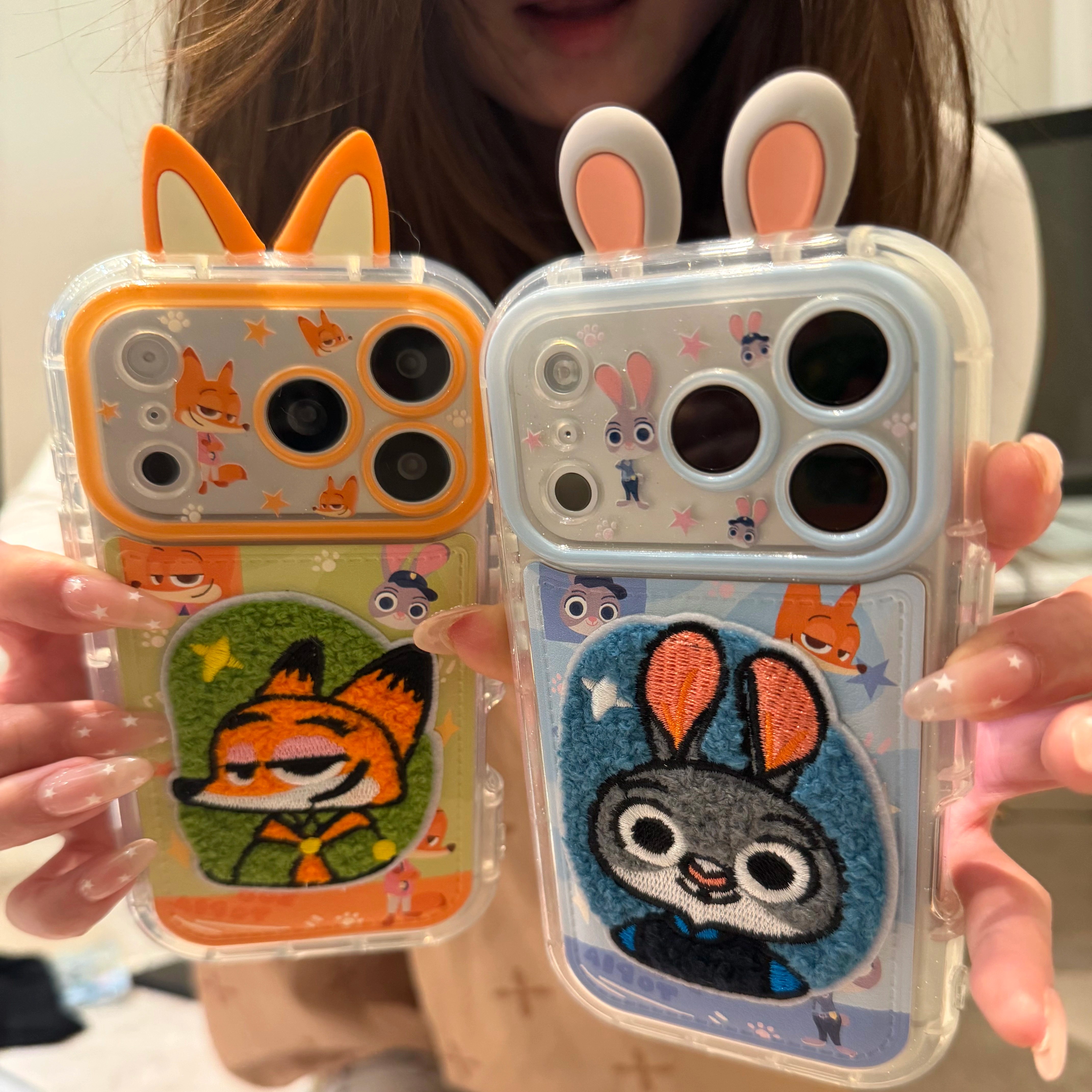 可爱立体耳朵刺绣朱迪警官适用iPhone17pro手机壳16promax手提15