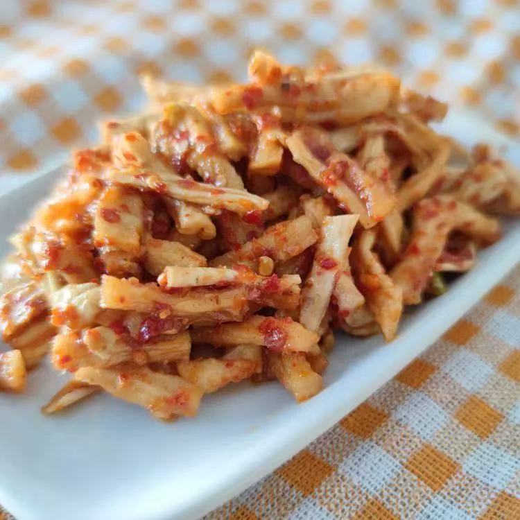 霉豆腐腌制萝卜条豆腐乳汁香辣脆爽霉豆腐水萝卜干江西特产