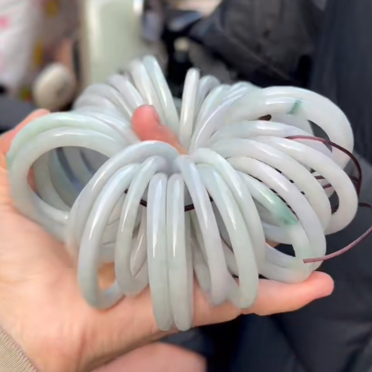 天然缅甸A翡翠儿童手镯圈口41到47圈口女宝玉手镯天然。