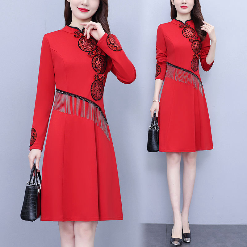 秋冬复古国风裙子大码胖mm新中式本命令红色舞蹈打鼓广场舞连衣裙