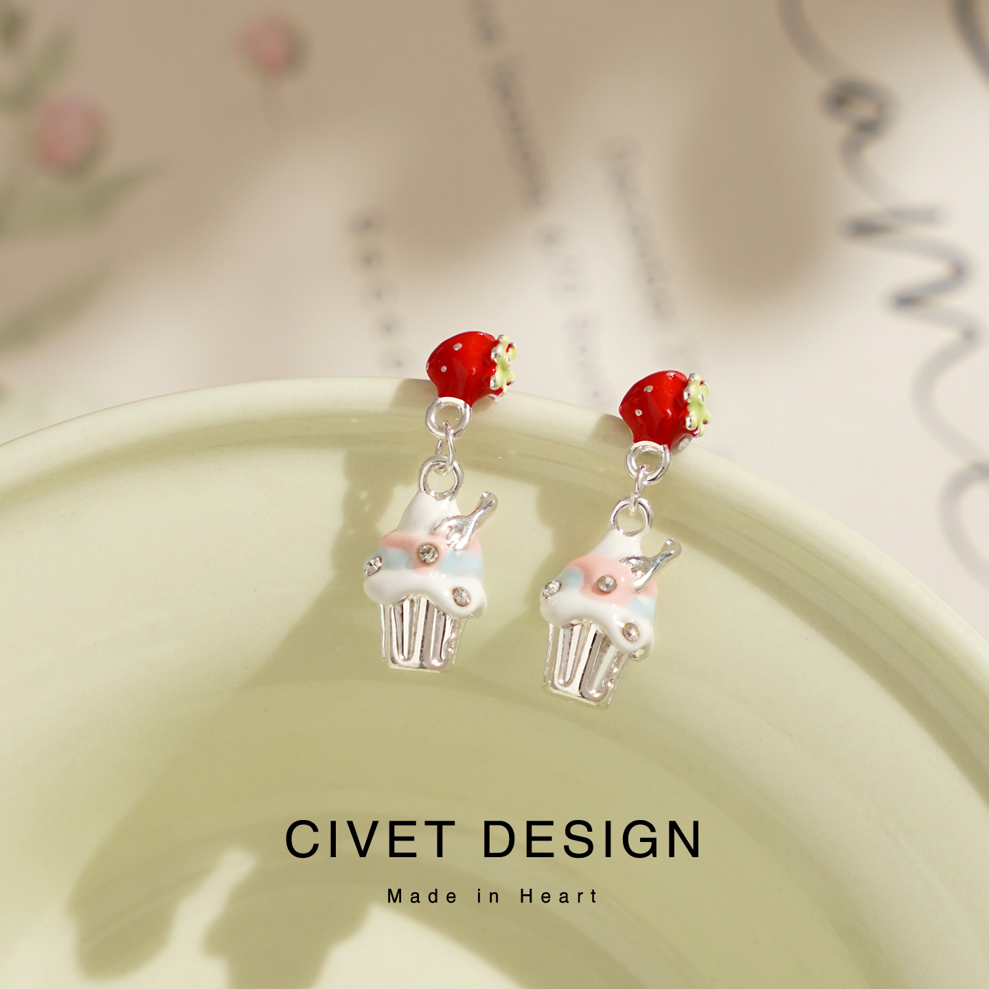 合金耳饰 可爱草莓冰淇凌耳钉甜美少女学生出片度假耳环