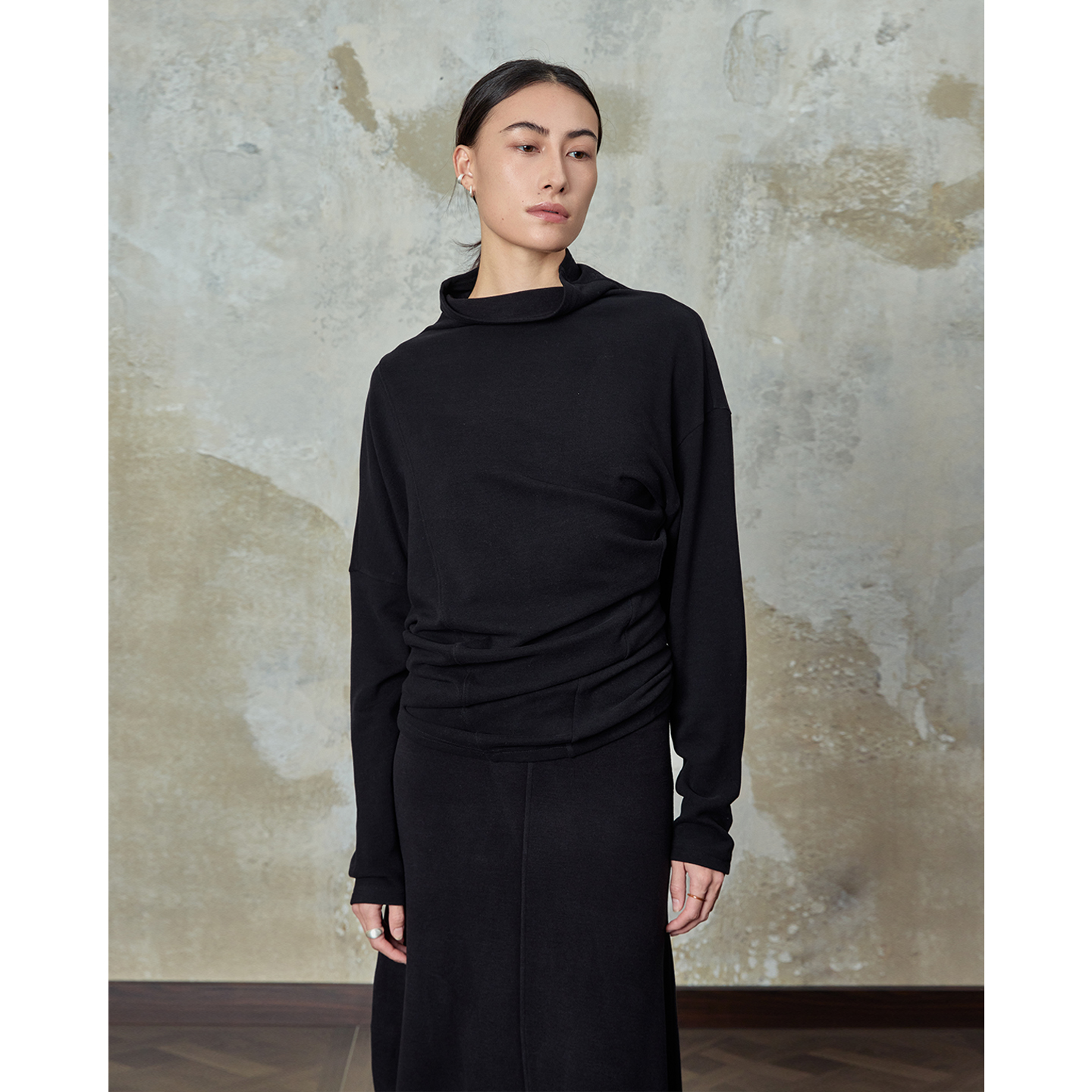 宽泛不规则茧型抓绒上衣高领设计感不对称堆量褶皱打底衫秋冬