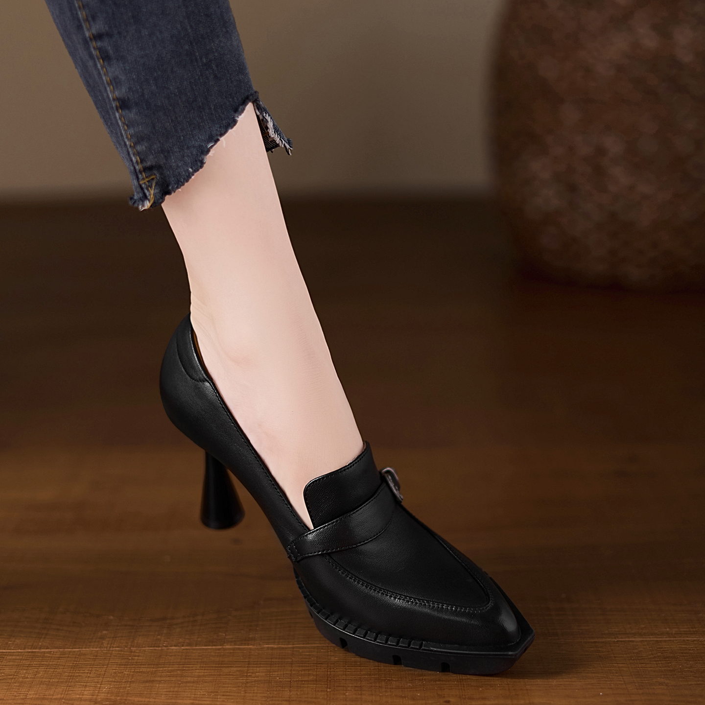 小个子手工女鞋9cm~粗跟单鞋高跟尖头防水台舒适头层羊皮秋季黑色