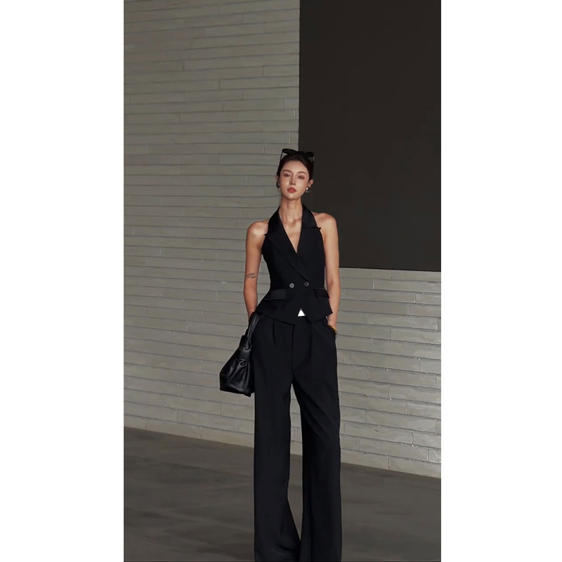 2025夏季新款法式赫本风名媛无袖挂脖西装马甲高腰直筒休闲裤套装