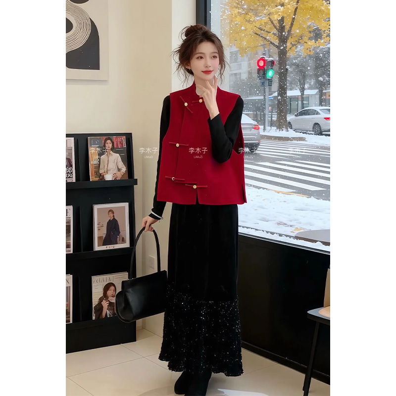 巨好看的冬装一整套新中式国风高级感超好看红色马甲套装2025新款