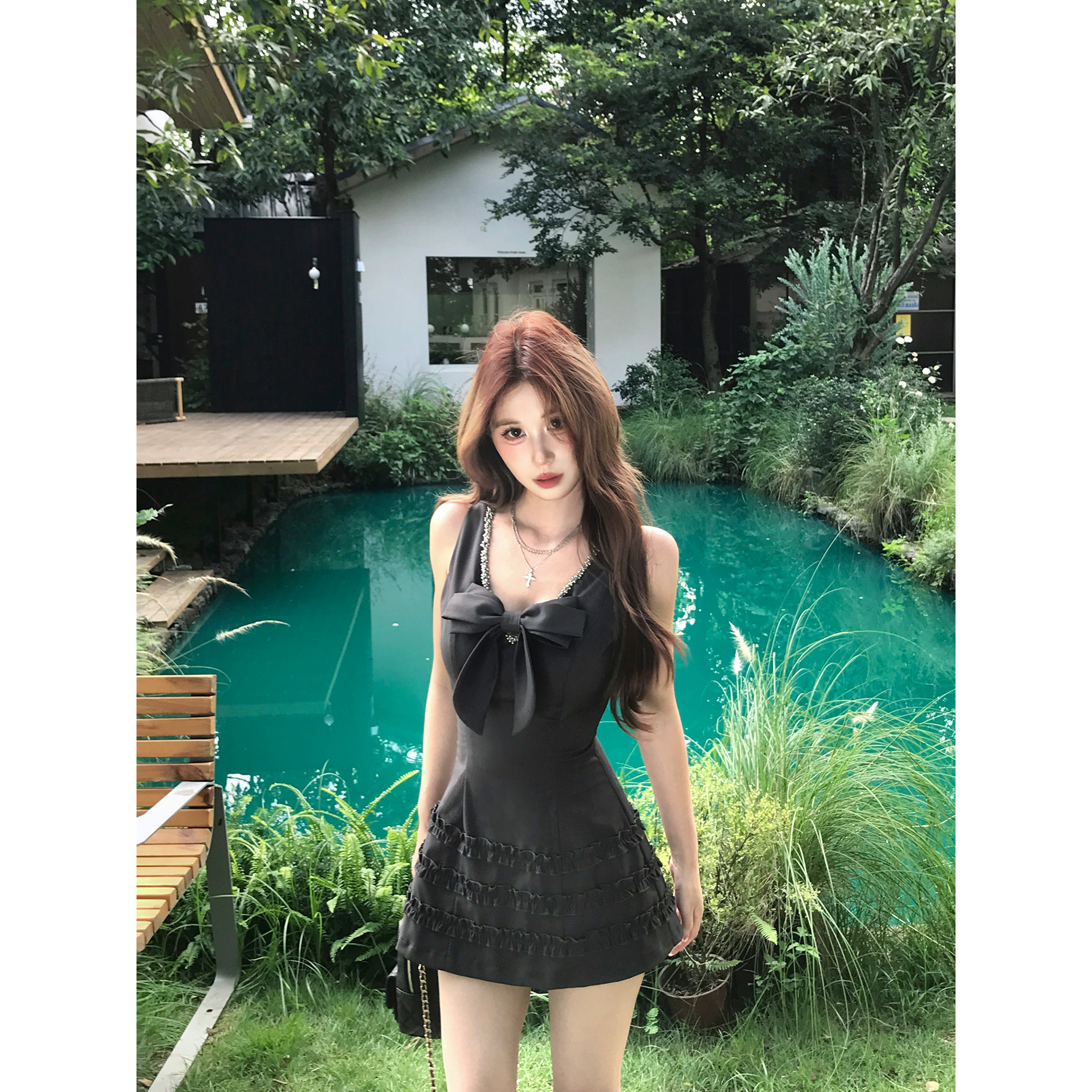 Mejiu蜜九【摩登旧事】夏秋蕾丝拼接纯欲设计感女高腰显瘦连衣裙