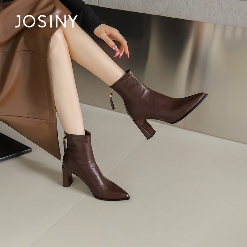 卓诗尼小个子增高时装靴2025冬季新款女士外出轻奢通勤不累脚女鞋