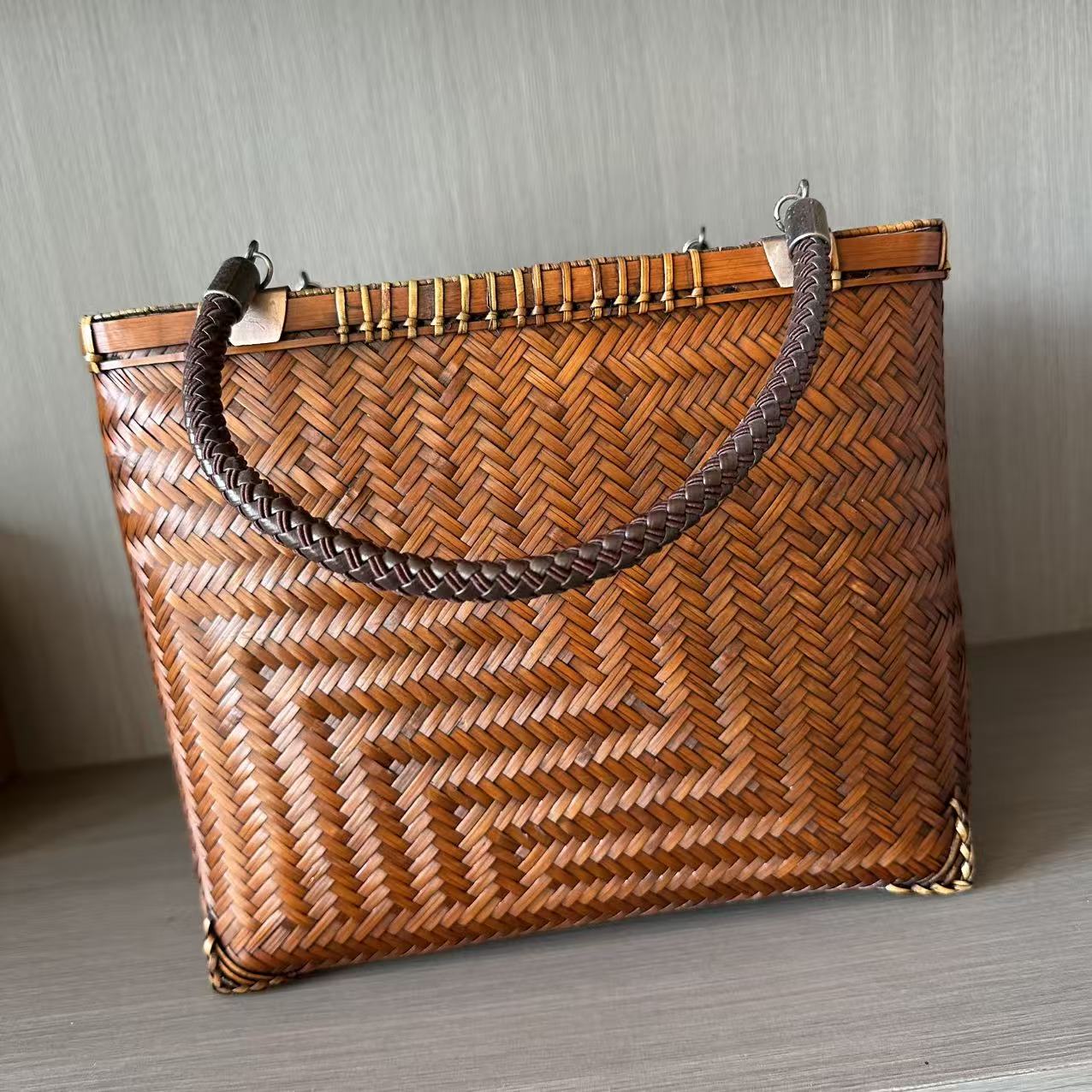 新款纯手工做旧复古竹编手提收纳包女士通勤小众中国风包包