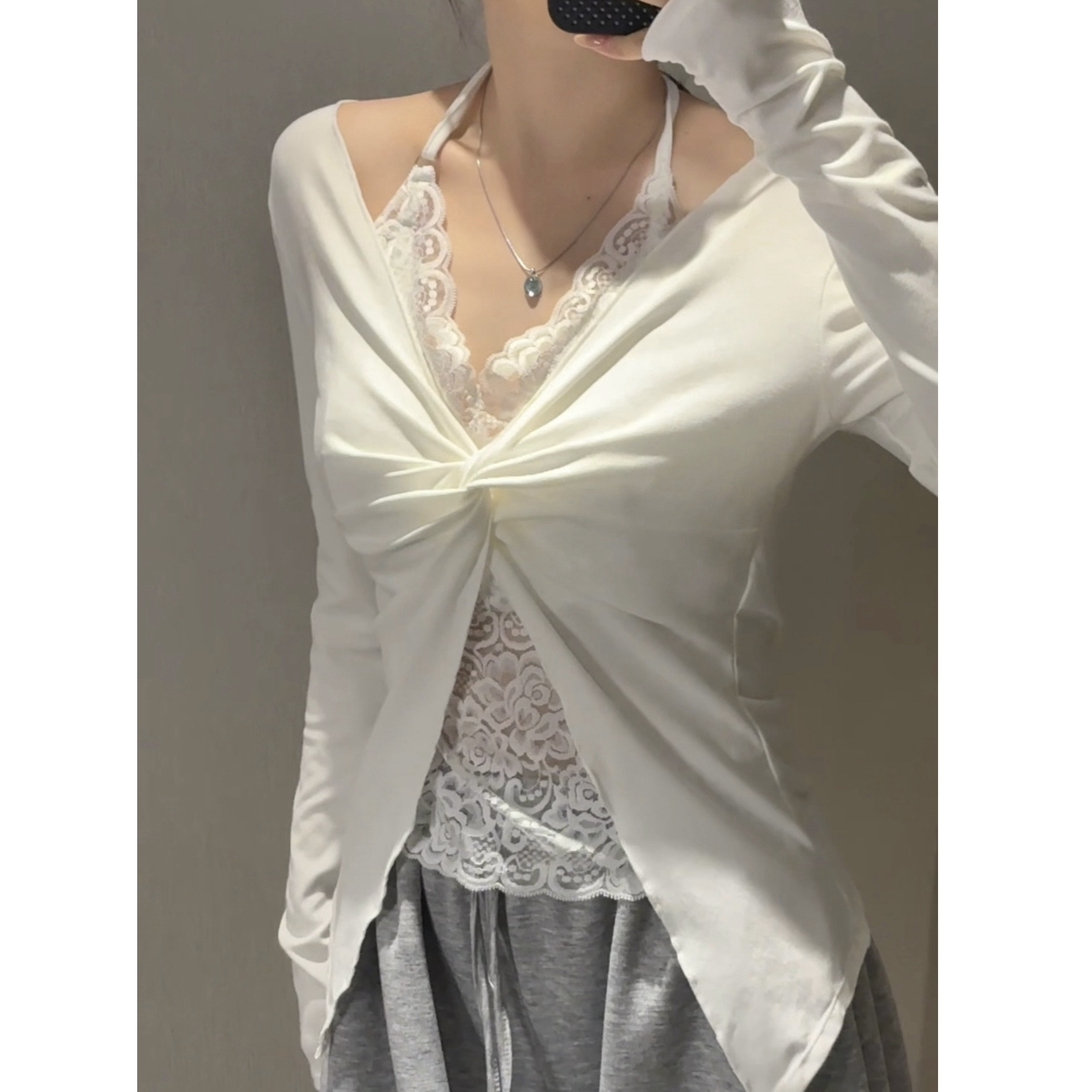 法式纽结蕾丝夏季性感开叉拼接挂脖吊带背心v领带胸垫修身上衣