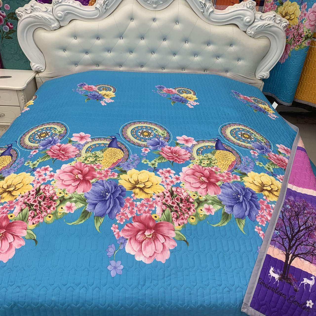 【孔雀紫色发财树床盖】2米×2.3米三层夹棉双面四季通用双人炕盖