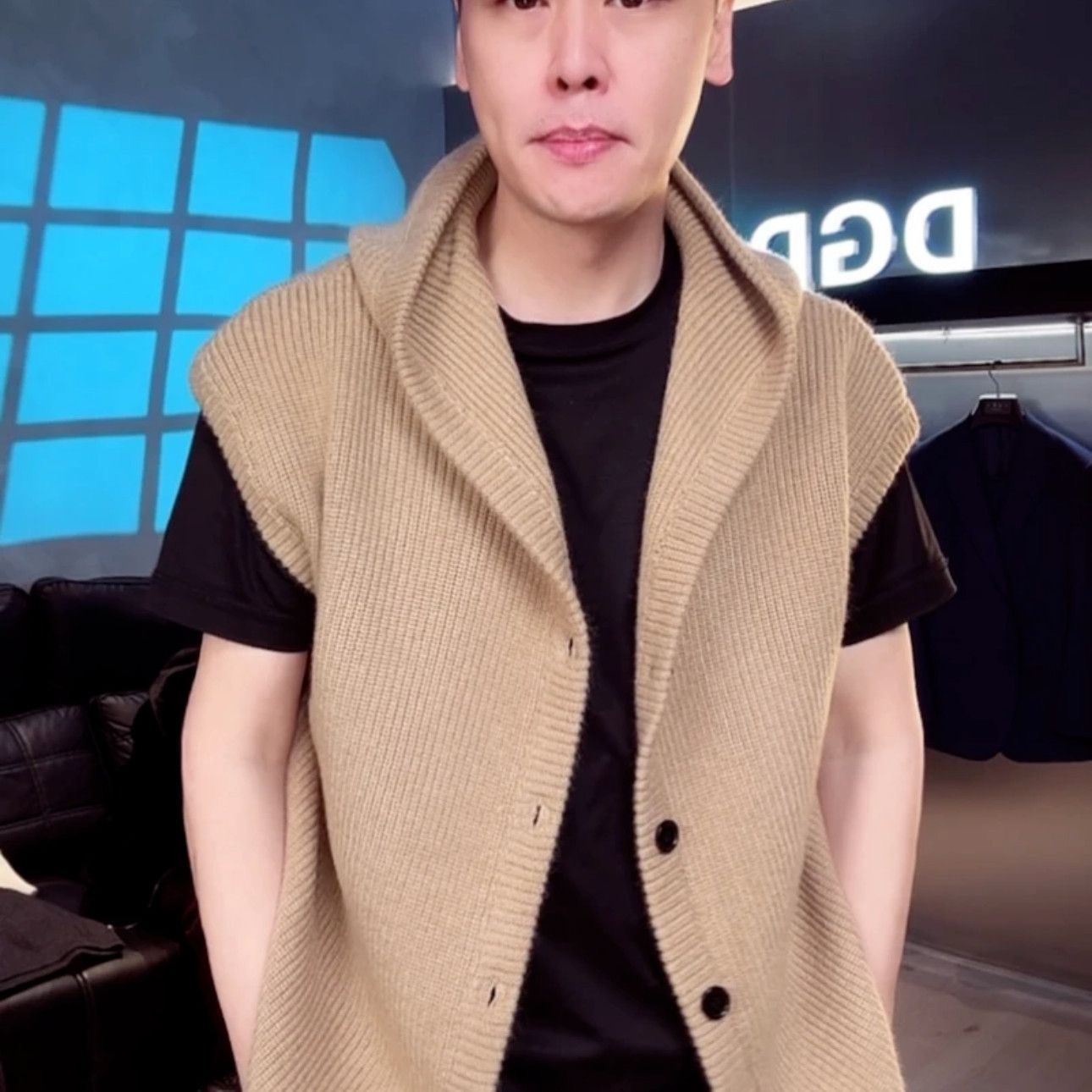 新款2025男士春秋原色纽扣常规款纯色,纽扣,条纹标准马甲透气连帽