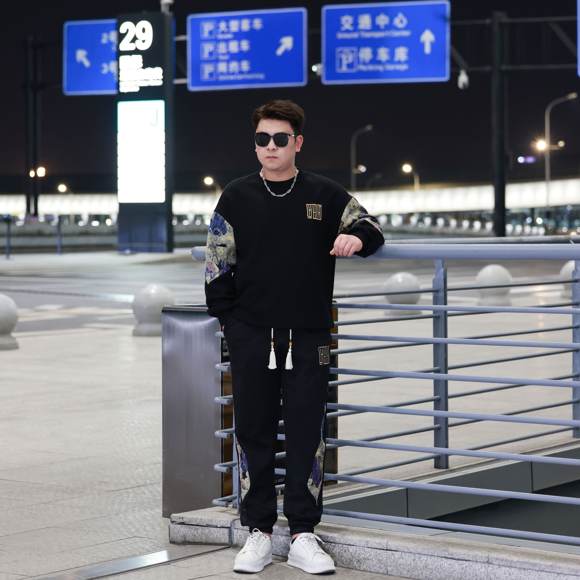 2025春中国风宽松加肥刺绣套头卫衣男大码显瘦国潮束脚裤HW23675