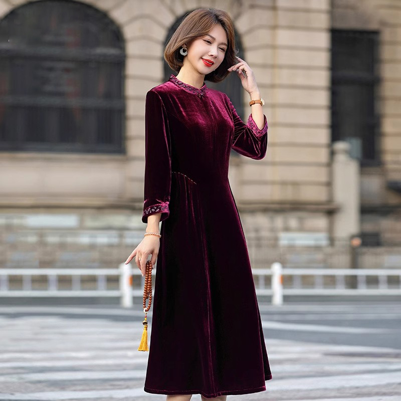 2025春秋长袖套头垂感金丝绒连衣裙新中式高贵修身立领连衣裙秋季