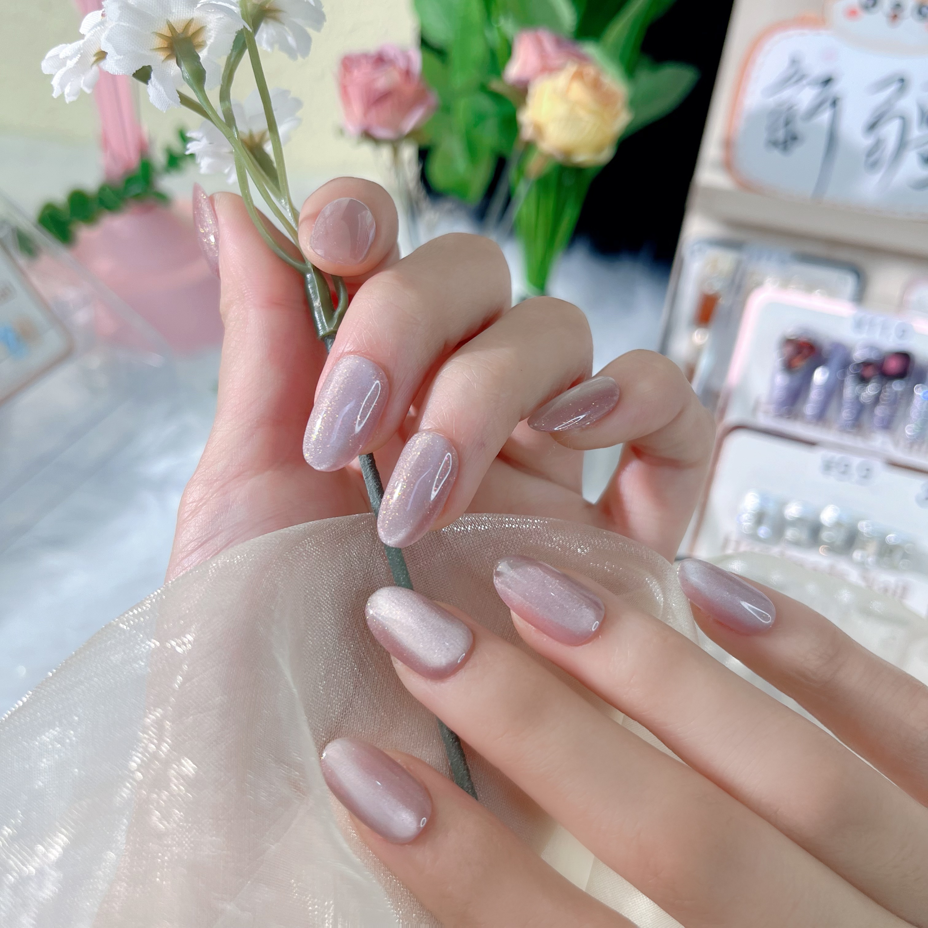 【全疆包邮095】纯手工穿戴甲玻璃珠短款猫眼显白可卸美甲显白气质