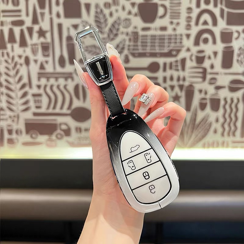 25款新魏牌高山7钥匙套长城魏派高山8尊贵版9车金属包保护壳扣WEY