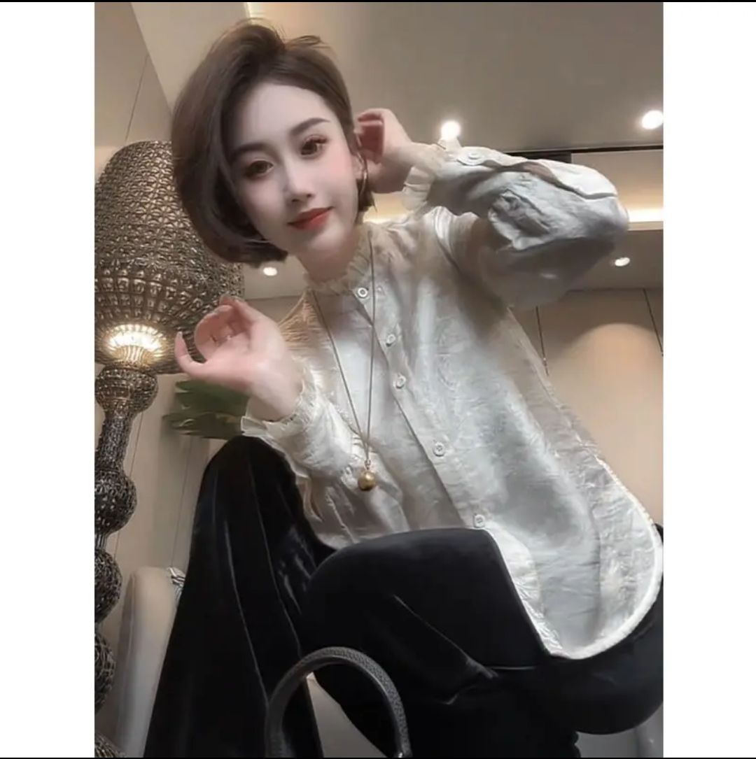 【有运费险】时尚洋气重工V领丝绒马甲秋季新款气质浮光衬衫两件套