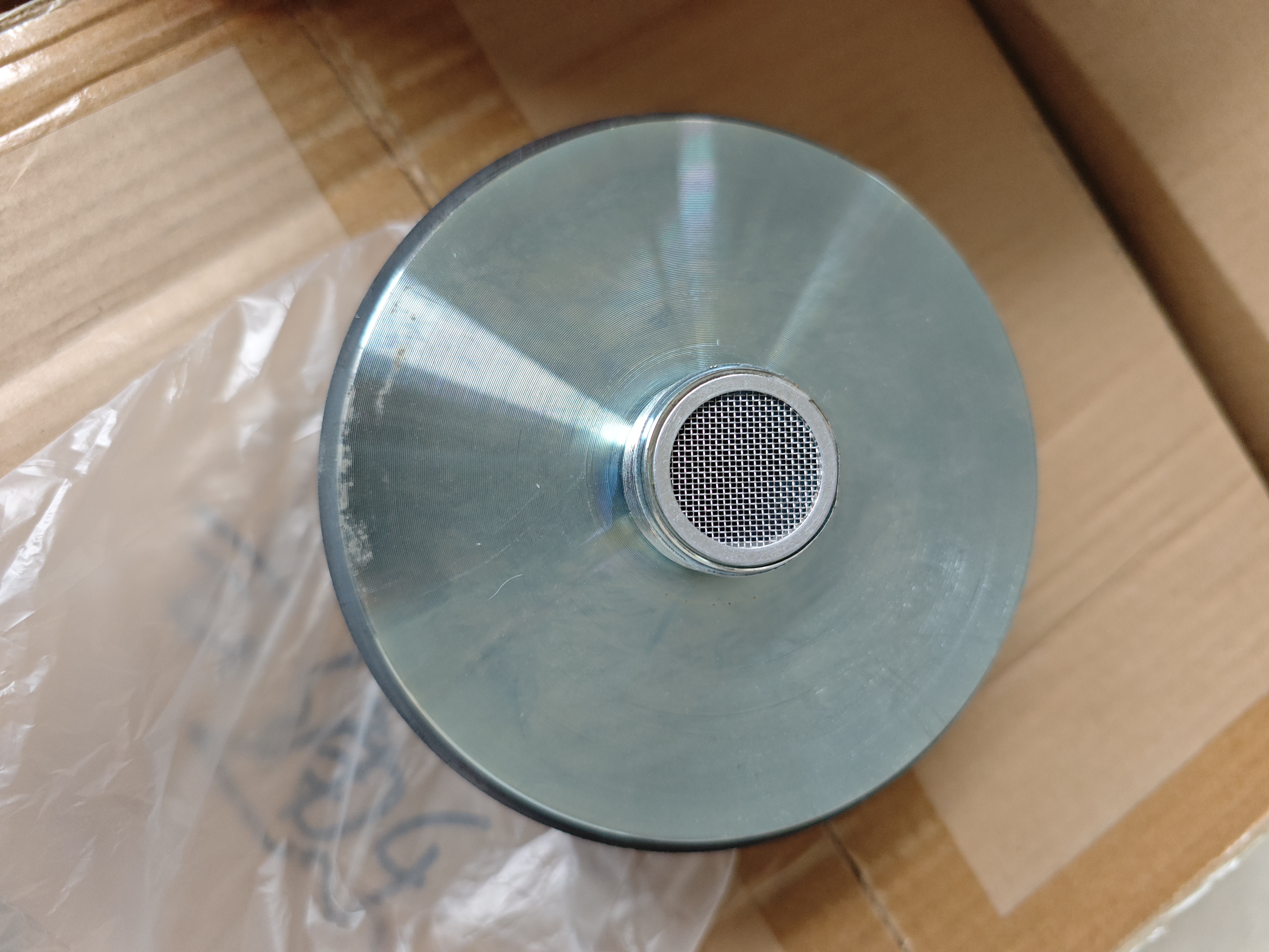 未拆封  130磁高音。51蕊。高音一个的价格包邮费。功率200瓦。