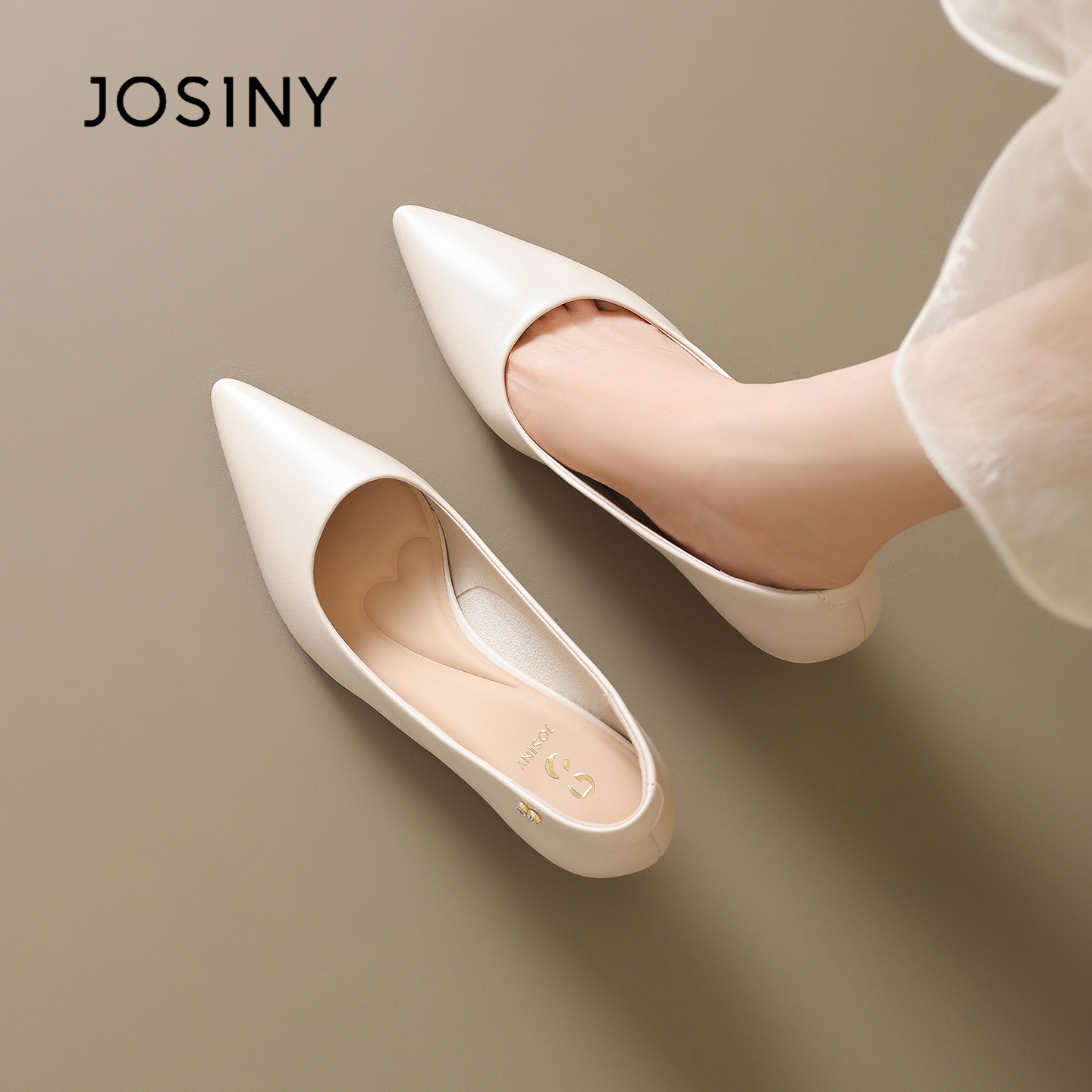 卓诗尼尖头单鞋女2025新款夏季法式气质浅口通勤工作鞋细跟高跟鞋