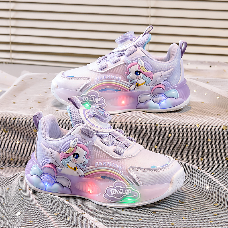 亮灯女童运动鞋公主鞋2025秋冬季新款软底宝宝鞋子儿童棉鞋发光鞋