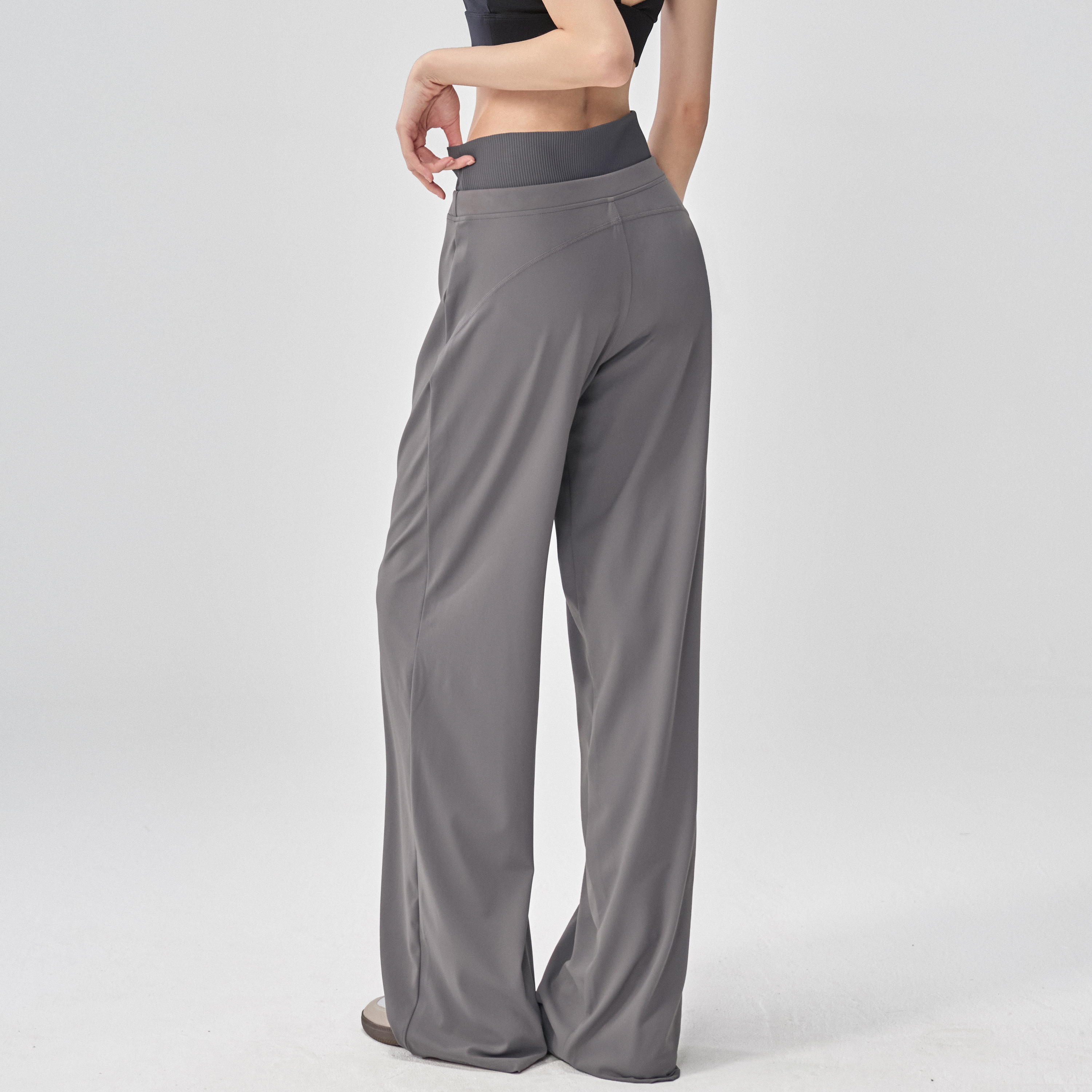 2025新款健身长裤速干宽松跑步运动阔腿直筒裤弹力外穿训练瑜伽裤