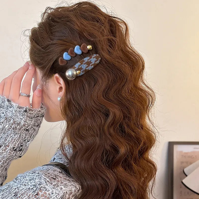 爱心撞色发夹高级感丝绒侧边夹前额碎发一字夹刘海夹2025新款韩系