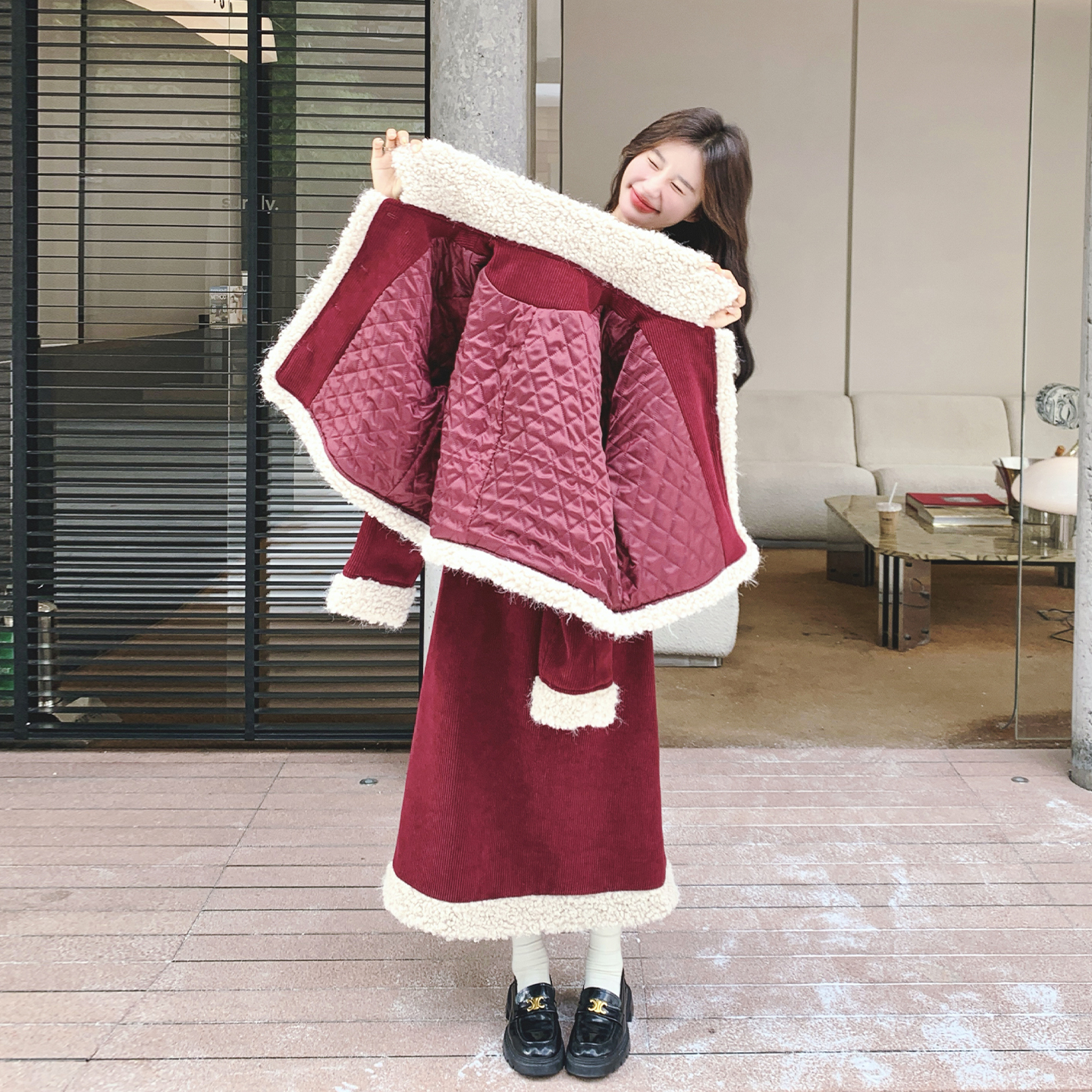 红色法式气质棉服套装女2025冬季新款羊羔毛拼接外套半身裙两件套