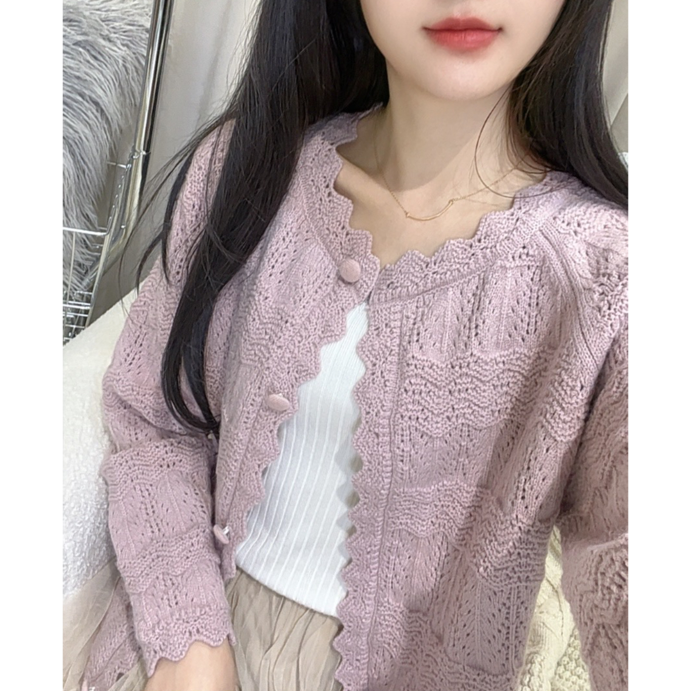 2025早春圆领纯色勾花简约大气长袖针织开衫毛衣外套女