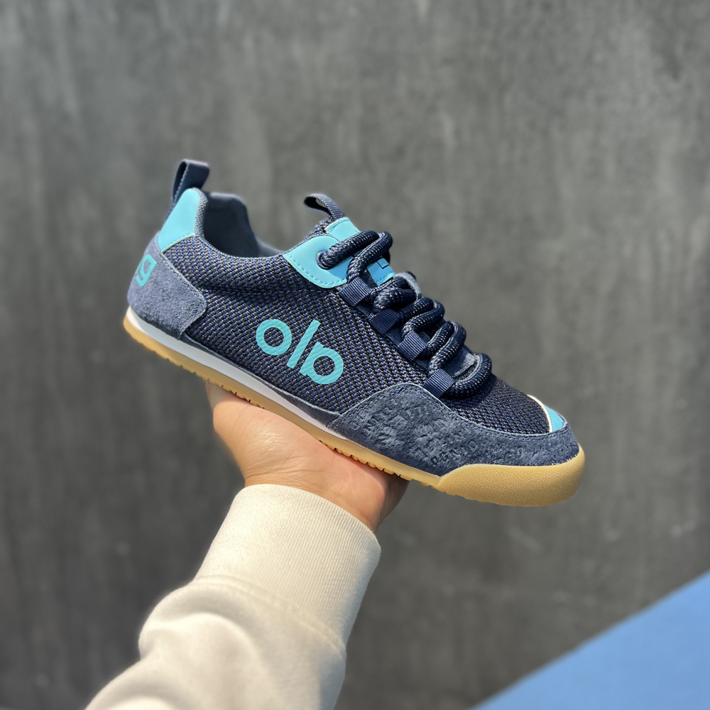 秋季软底拼色轻奢透气低帮潮鞋时尚休闲鞋防滑系带软底舒适男板鞋