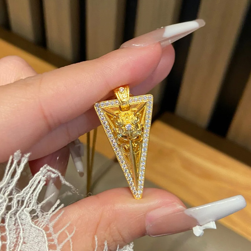 足金999神龙玄凤三角牌黄金吊坠青铜兽纯金倒三角挂坠项链520送礼