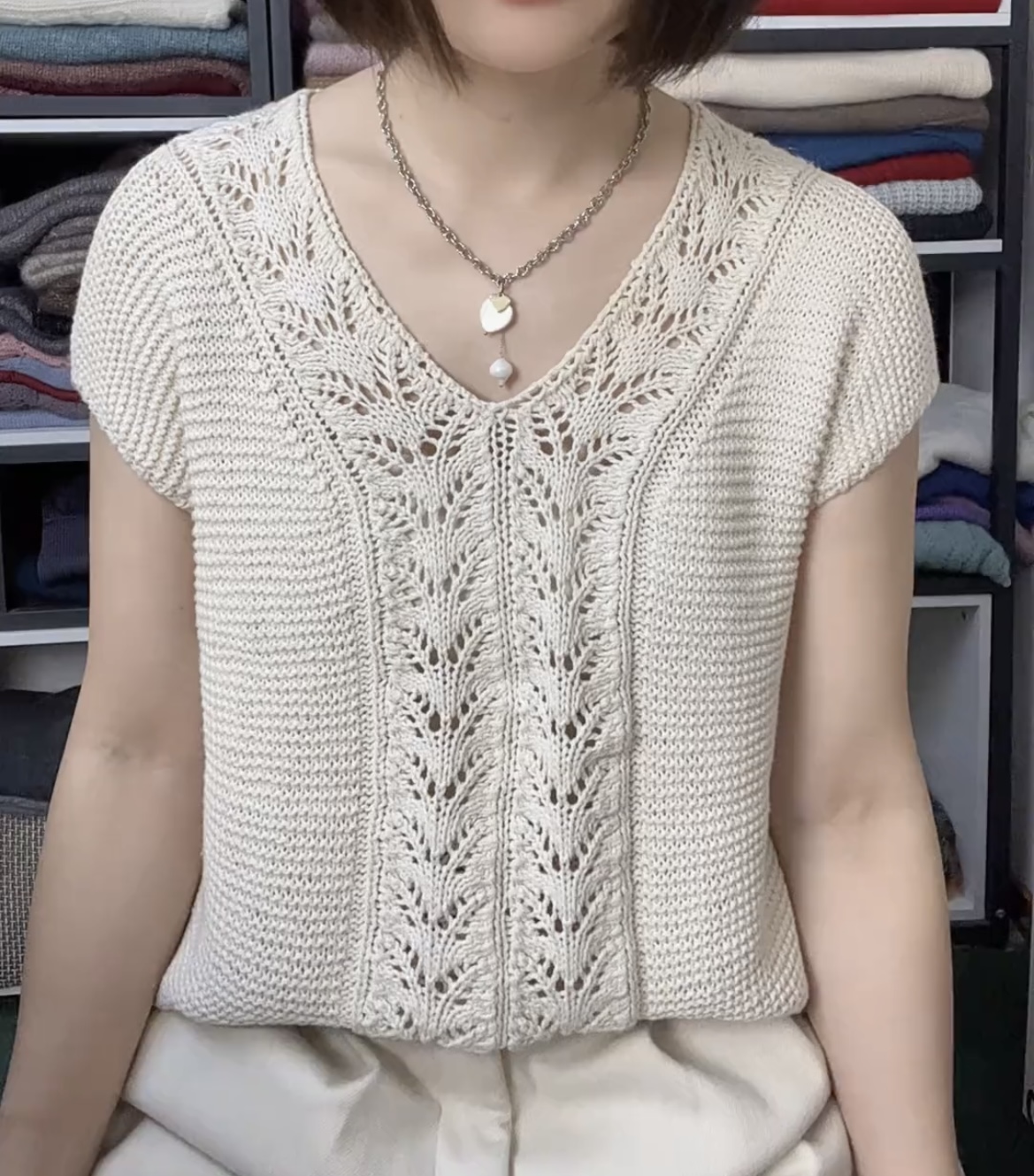 织蝴蝶花V领款 亚沙醋酸纤维 1份1斤 亲肤毛线 带环针和视频教程