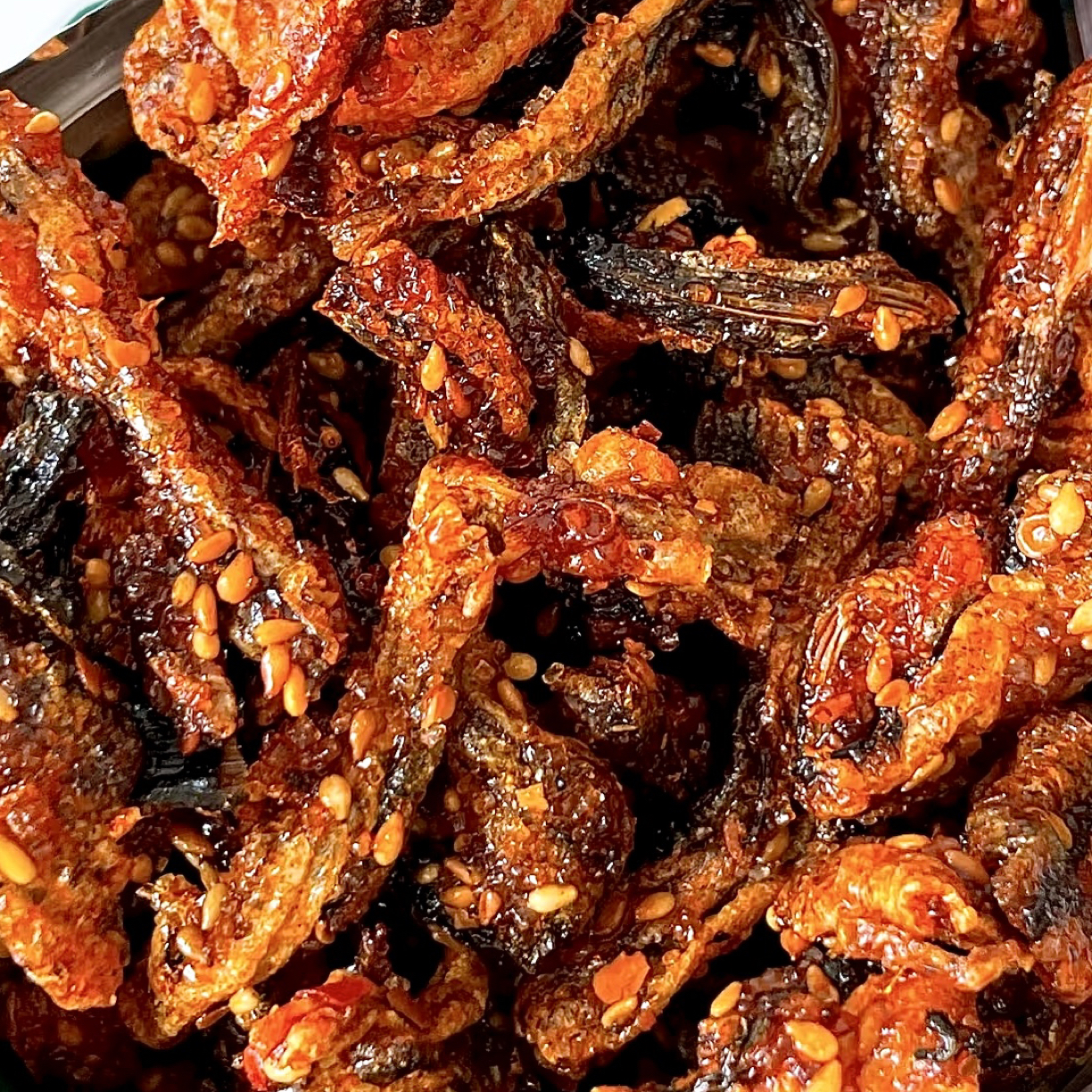 麻辣宿舍解馋零食即食过瘾大包装甜辣鳕鱼皮大包蜜汁香辣鱼皮香脆