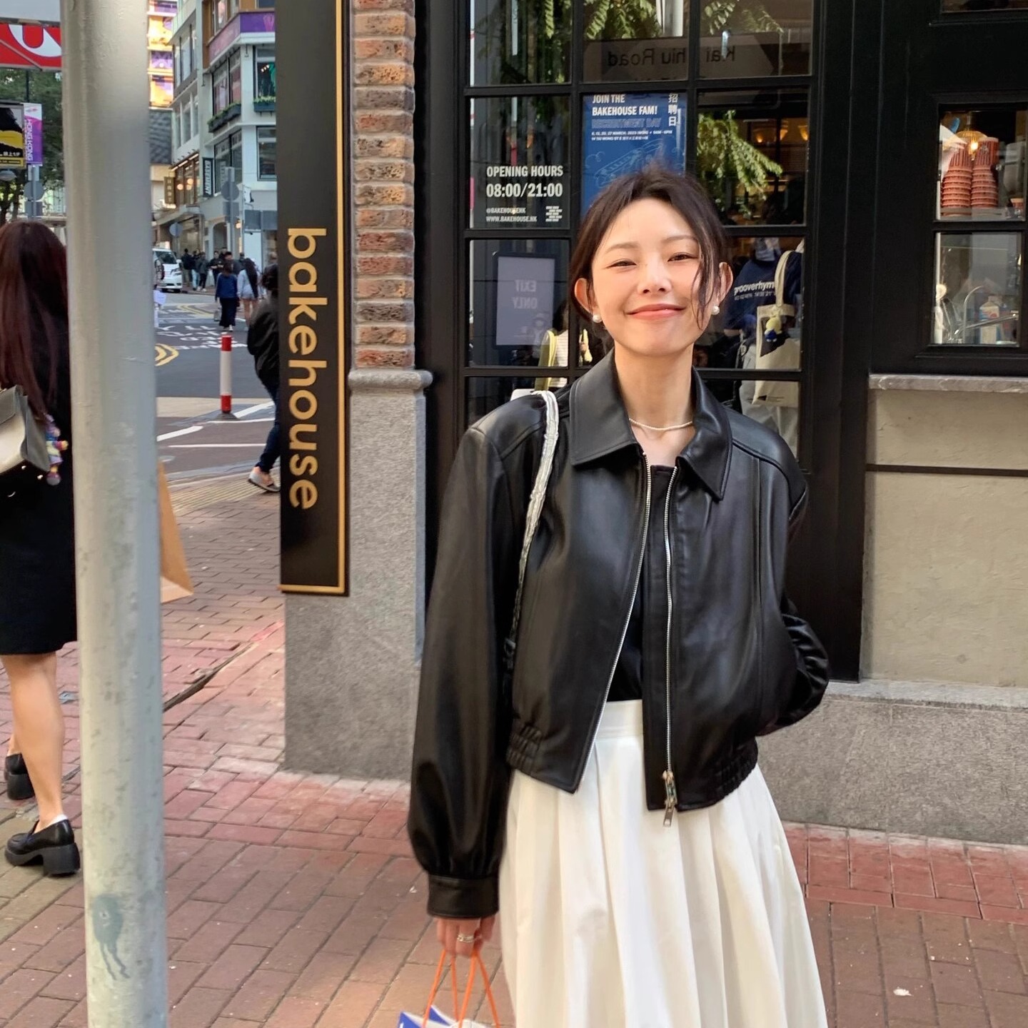 黑色短款皮衣外套女夹克2025春秋季新款爆款高级感港风pu皮小个子