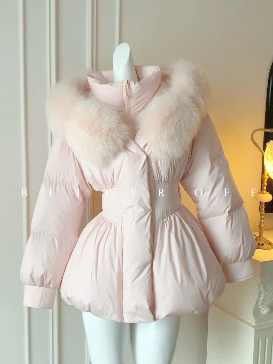 韩版时尚甜美风气质高级感毛领棉服女款2025冬季新款收腰连帽外套